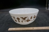 Pyrex 2 1/2 Qt. Bowl