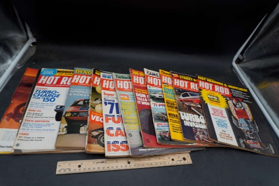 1970'S Motor Trend Magazines