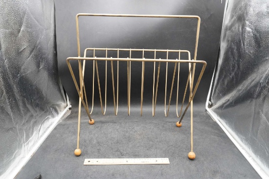 Magazine Rack (Mid Century Modern Or '70'S)