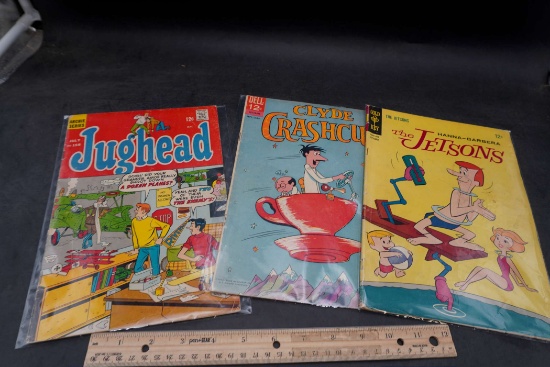 3 Comic Books - Jughead, Clyde Crashcup & The Jetsons