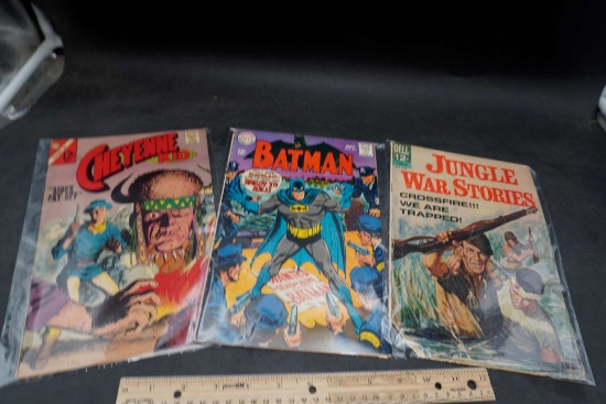 3 Comic Books - Cheyenne Kid, Batman & Jungle War Stories