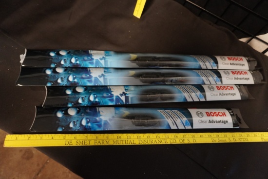 Bosch Clear Advantage Rubber & Metal Windshield Wiper Blades (4-Piece Set)
