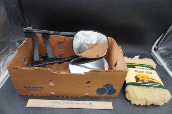 Turtle Wax Plastic & Fabric Towing Mirror & Wash Mitt Lot