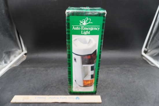 Plastic Auto Emergency Light (In Box)