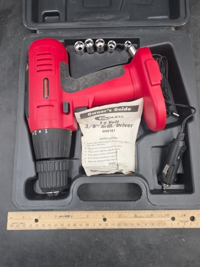 RoadPro RPAT-981 12V Plastic Cordless Drill / Driver Set with Case