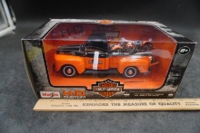 Maisto Harley-Davidson 1948 Ford F-1 Pickup & FL Panhead Motorcycle (Nib)
