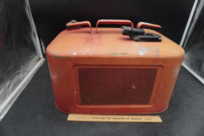 Vintage Metal Outboard Boat Motor Gas Tank Fuel Can (Untested)
