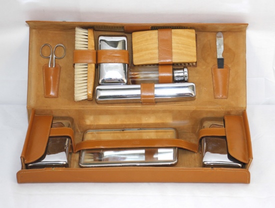 Vintage Pontiac Salesman Award Travel Kit