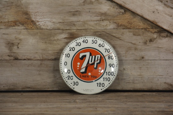 7UP Round Advertising Thermometer w/Glass Front