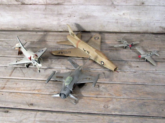 Vintage Lot of Plastic USAF Model Airplanes