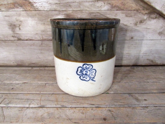 Vintage 4 Leaf Clover 2 Qt Two Toned Crock