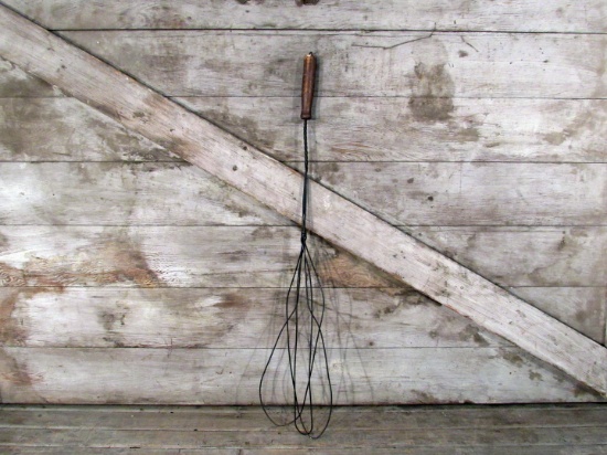 Vintage Rug Beater