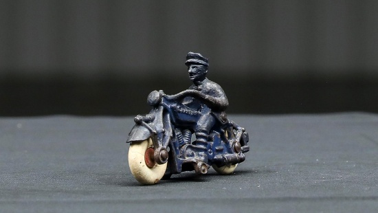 Hubley Champion Cast Iron Police Motorcycle Toy