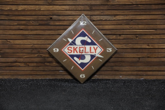 Original Skelly Gas Pam Clock