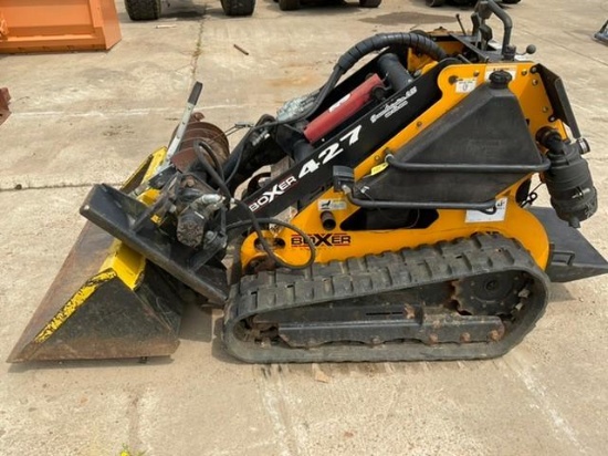 BOXER 427 Stand on Skid Steer