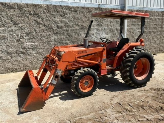 Kubota 2850 Tractor MFD LDR