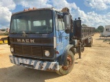Mack Crane Truck W/ Flat Bed