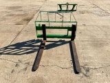 John Deere Universal Style Pallet Fork