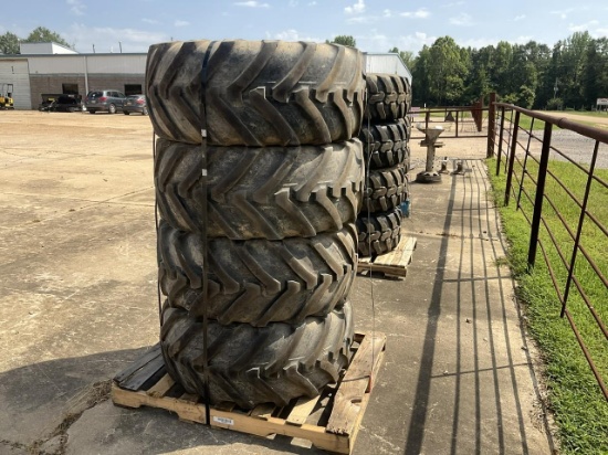 Set of (4) 405/70R20 Tires and Rims
