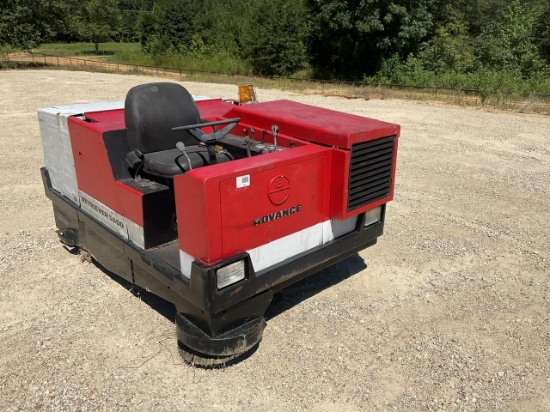 Advance Retriever 5800 Sweeper