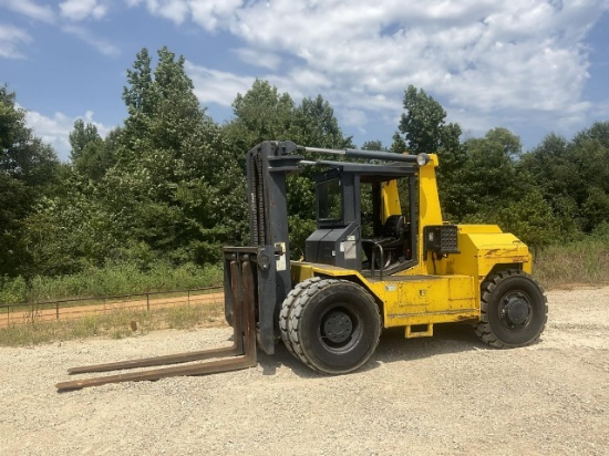 Taylor TY300S Pneumatic Tire Forklift