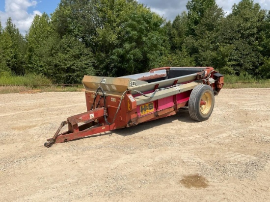 H&S 235 Manure Spreader