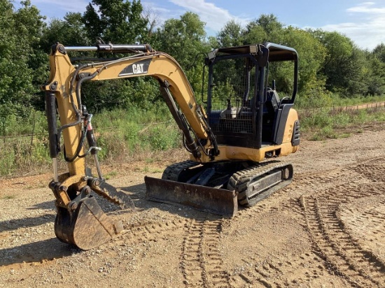 Caterpillar 302.5 Mini Excavator