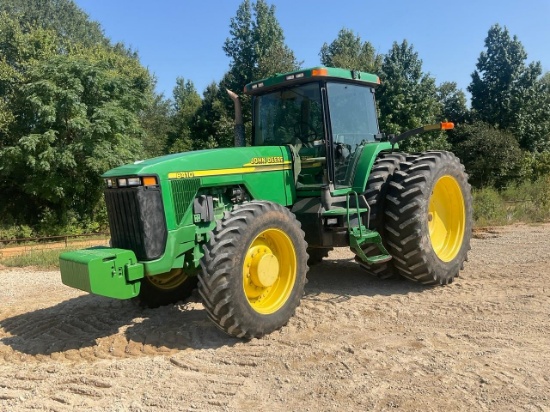 John Deere 8410 Tractor w/ Duals