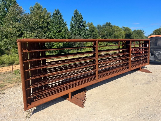 24 Ft Free Standing Panels Selling ALL ONE MONEY 10 Quantity