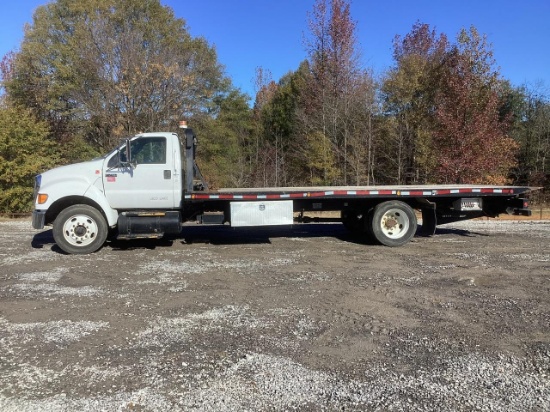 2015 Ford F-750 Roll Back Truck