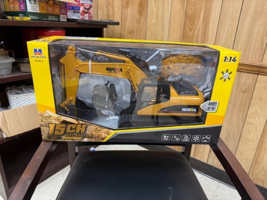 Hulna Toy Excavator