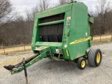 John Deere 557 Round Baler
