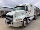 2011 Mack CXU613 Semi Truck