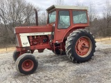 International 1066 Tractor