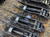 Mini Ex Hydraulic Thumb