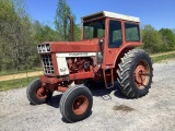 International 1066 Tractor