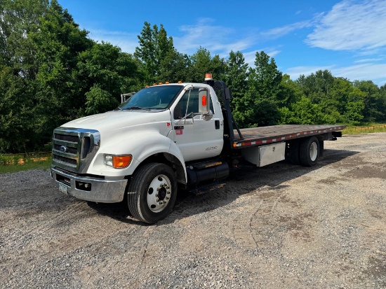 2015 Ford F-750 Roll Back Truck