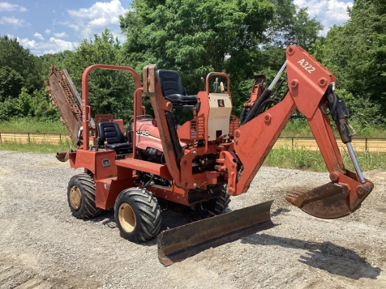 2005 Ditch Witch RT40 Trencher