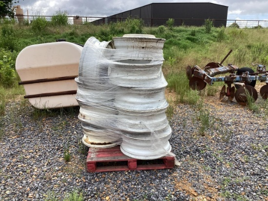 Pallet of 24.5 Semi Truck Tire Rims
