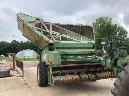 KMC Kelly 3374 Peanut Combine