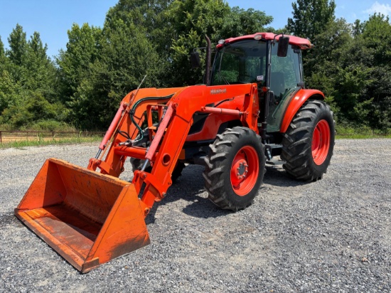 Kubota M9540DTC Tractor w/ Loader