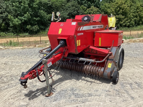 Massey Ferguson/Hesston 1840 Inline Baler
