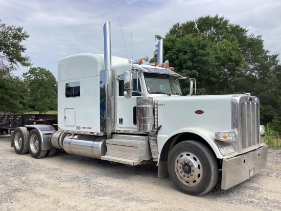 2021 Peterbilt 389 Semi Truck w/ Sleeper