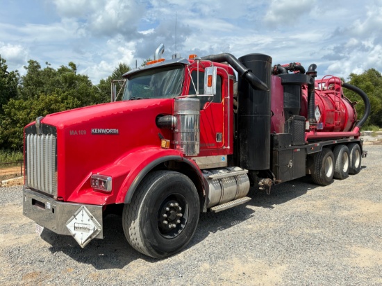 1999 Kenworth T800 Truck Vacuum Truck