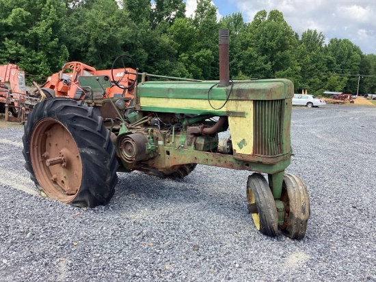 John Deere 720 Tractor