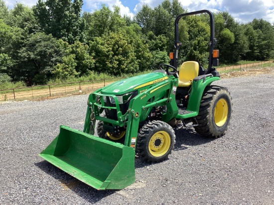 John Deere 3032E Tractor