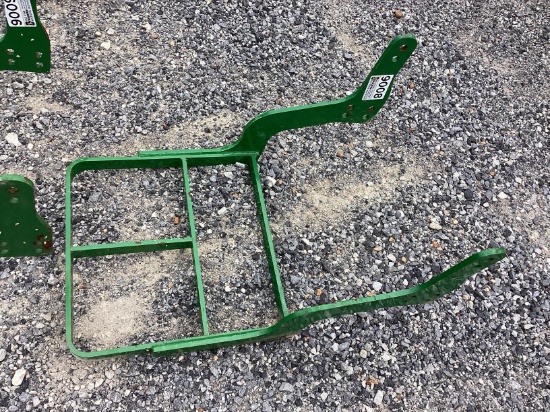 John Deere Bumper 5100E