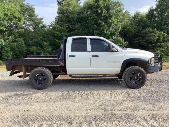 2005 Dodge Ram 2500 with Flatbed