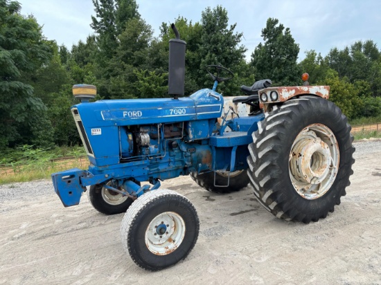 Ford 7000 Tractor