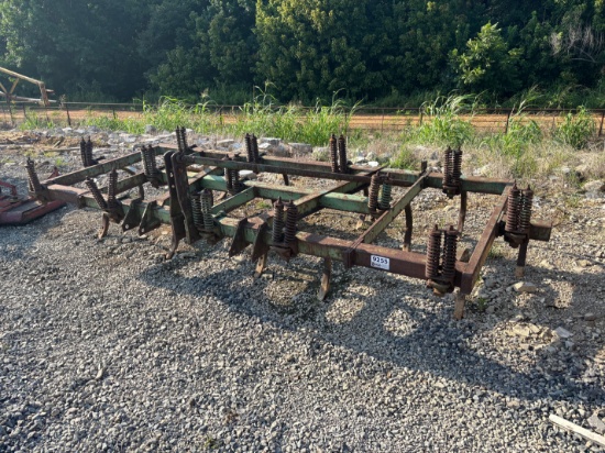 John Deere Chisel Plow